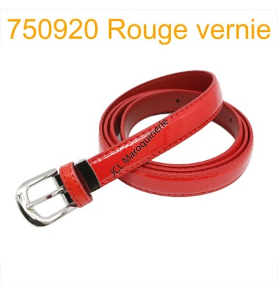 Hein?  31+  Vérités sur  Ceinture Fine Rouge: Ceinture en imitation cuir grené avec boucle en métal.